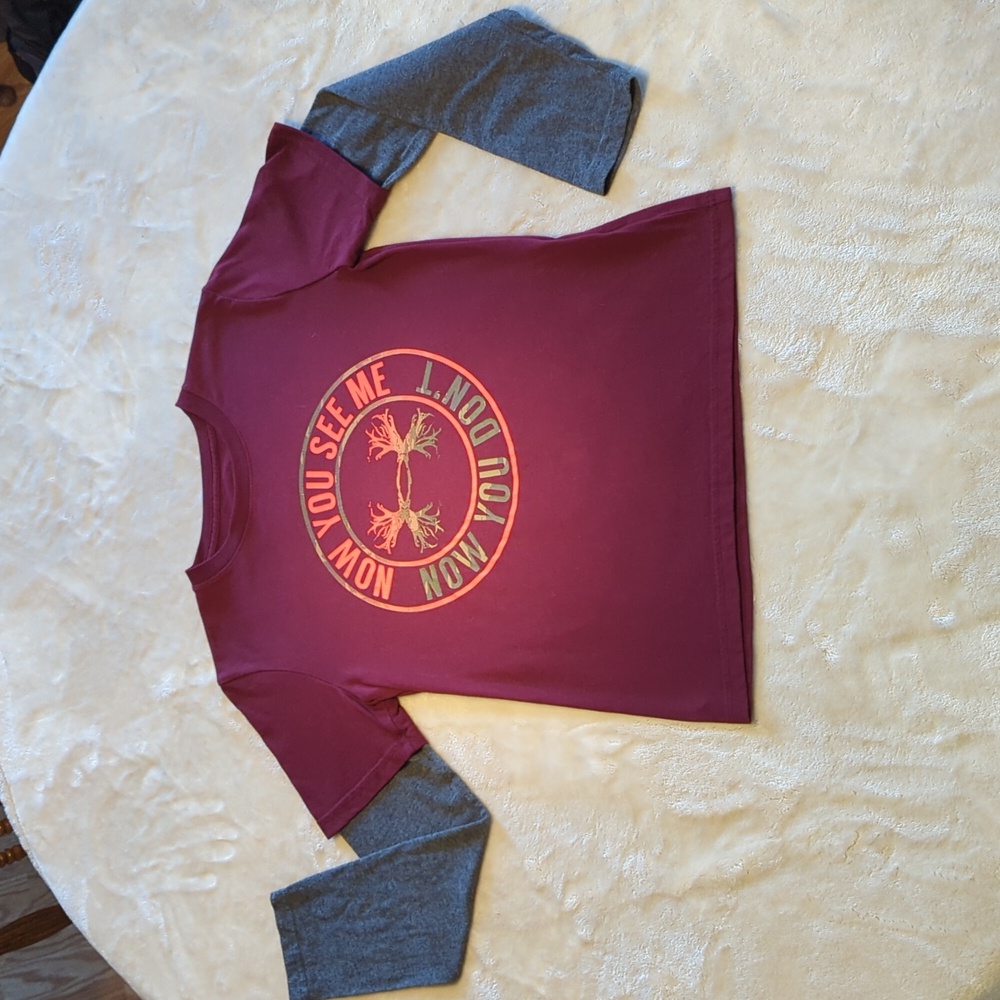Under Armour Boys Shirt Size YMD